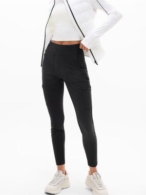 Athleta Headlands Hybrid High Rise Cargo Leggings Pants Women’s Size 2 Black Gym